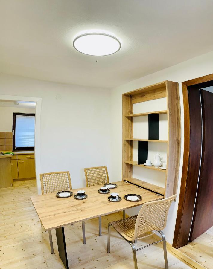 Landhaus inklusive Parkplatz Schotten Exterior foto
